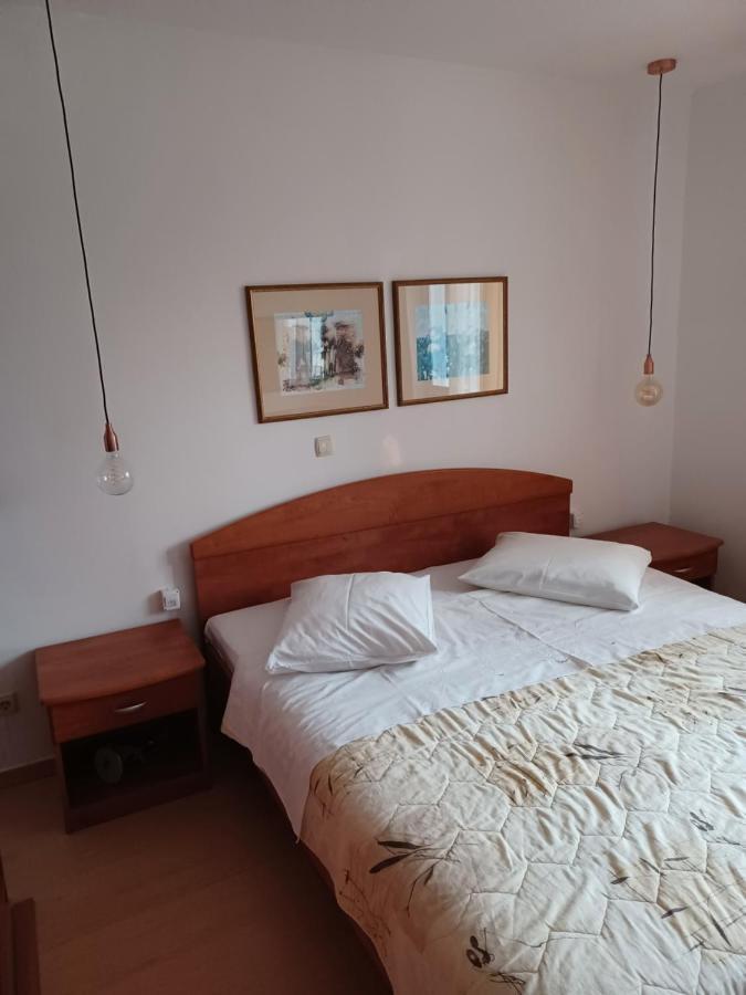 Apartmani Ivic Paka Rab Banjol Eksteriør billede
