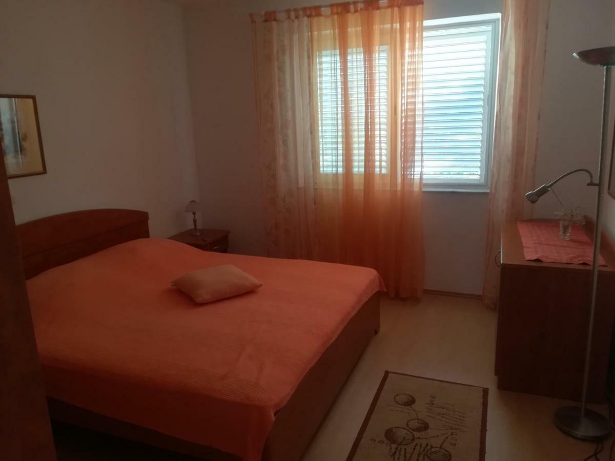 Apartmani Ivic Paka Rab Banjol Eksteriør billede